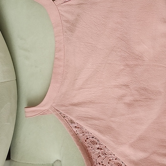 Women top cold shoulder - Picture 8 of 8